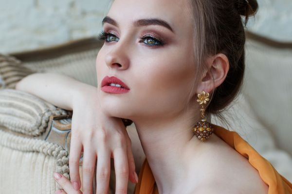 Top 10 boucles d'oreilles tendance pour élever votre style